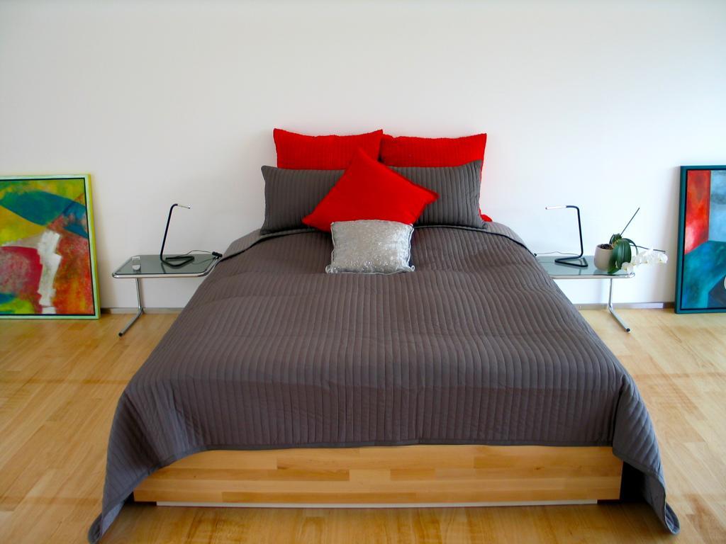 Artist'S Loft Zur Maloya Apartment Ormalingen Bilik gambar