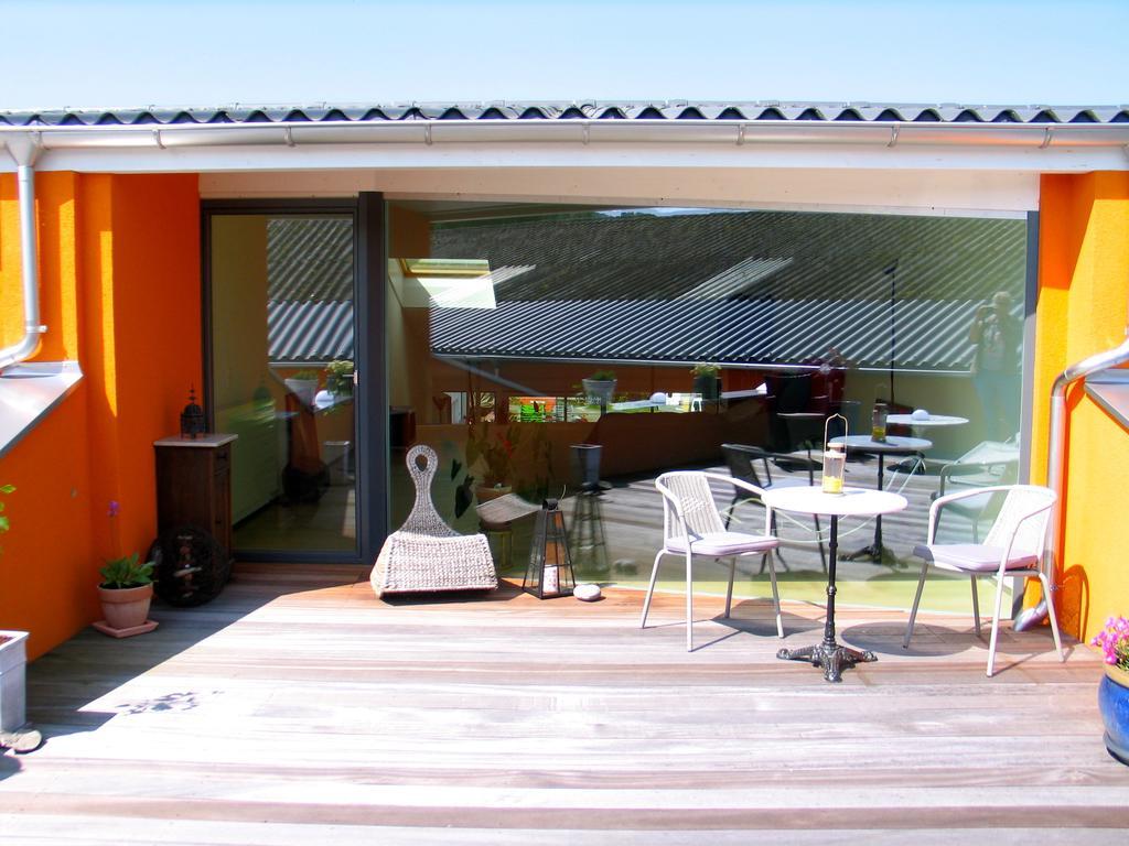 Artist'S Loft Zur Maloya Apartment Ormalingen Bilik gambar