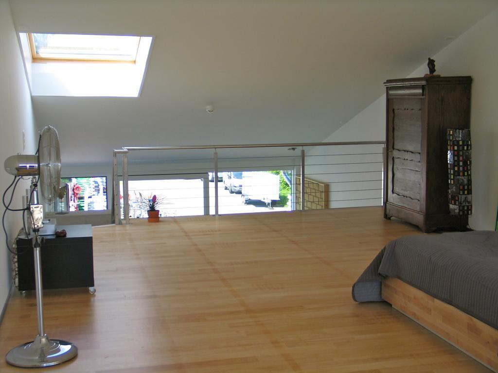 Artist'S Loft Zur Maloya Apartment Ormalingen Bilik gambar